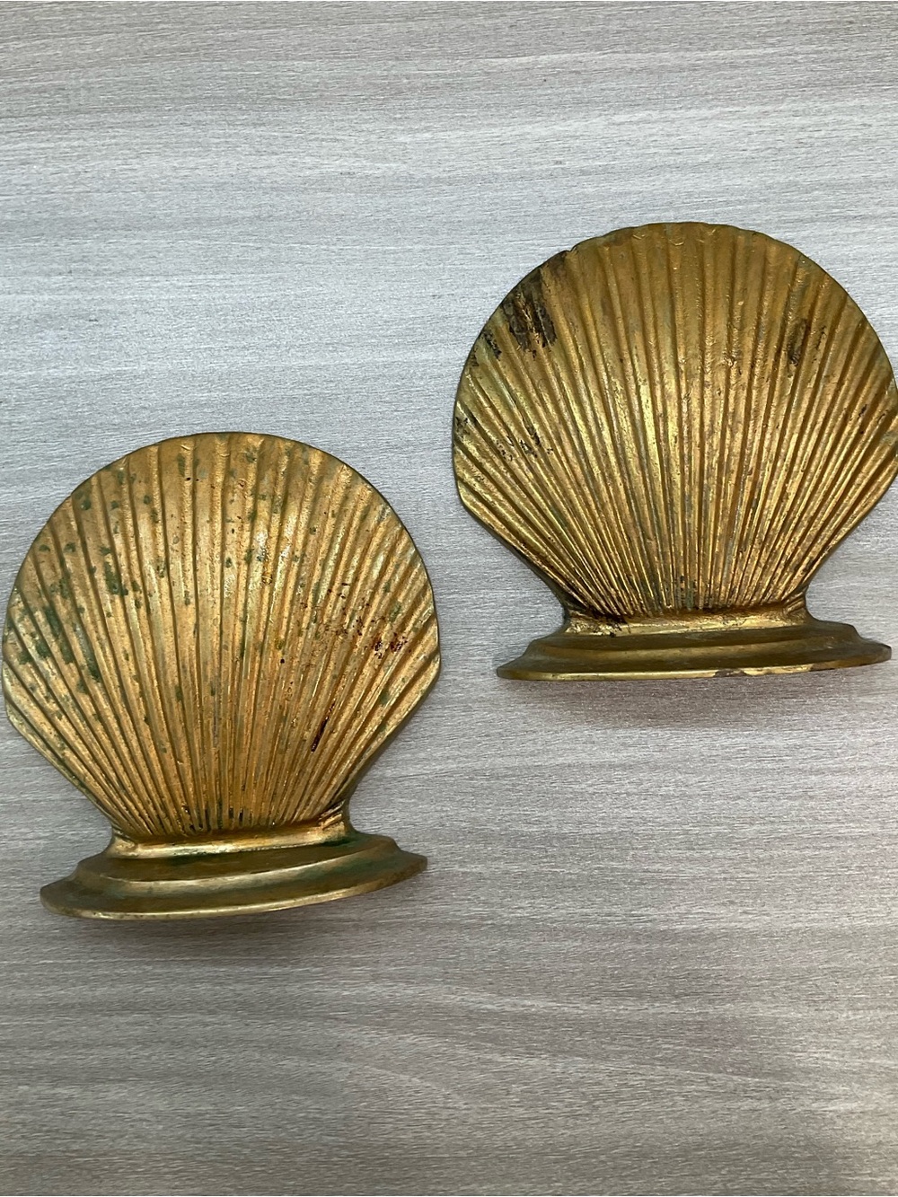 PAIR OF VINTAGE BRASS CLAM OR SCALLOP SHELL BOOKENDS